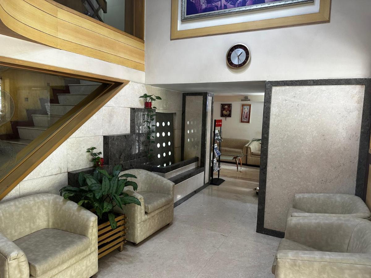Hotel Ashirwad Pune Esterno foto