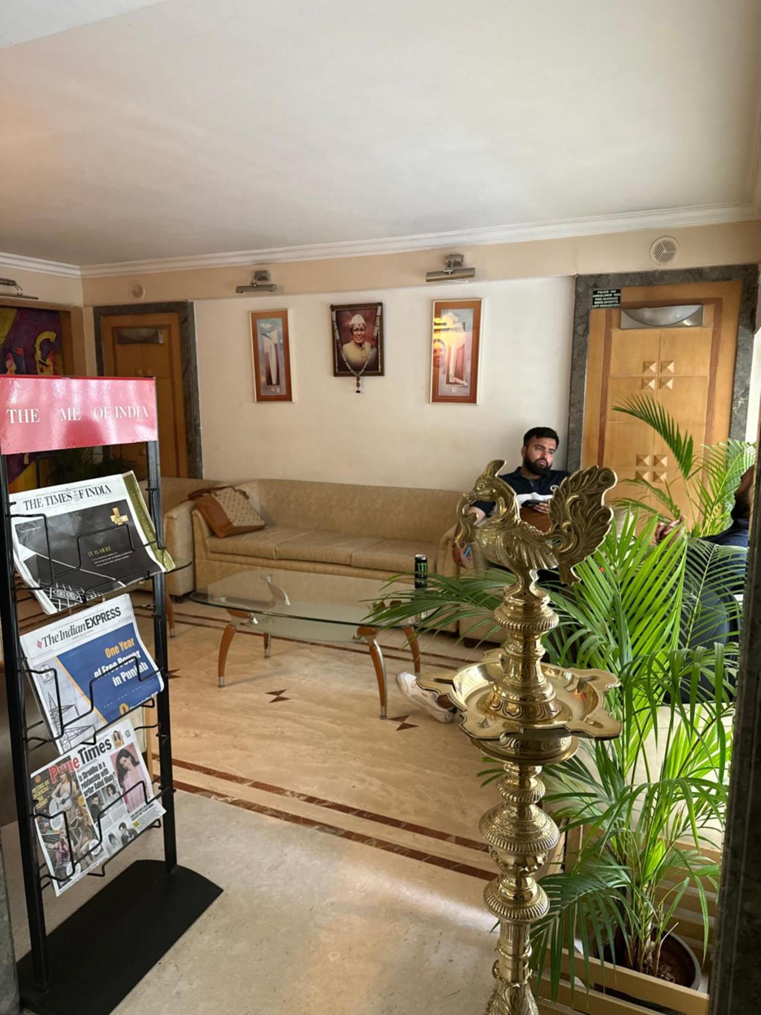Hotel Ashirwad Pune Esterno foto