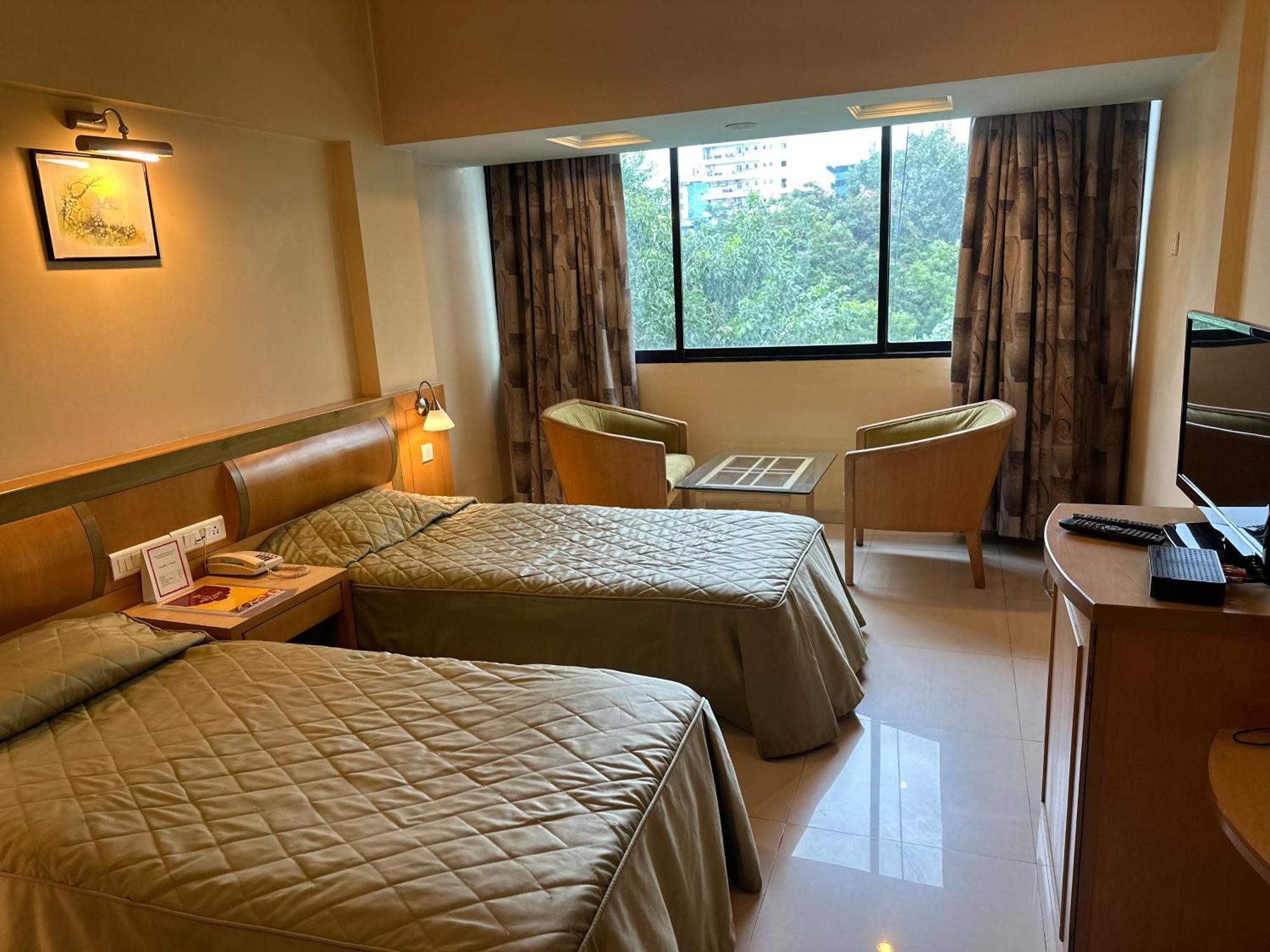 Hotel Ashirwad Pune Esterno foto