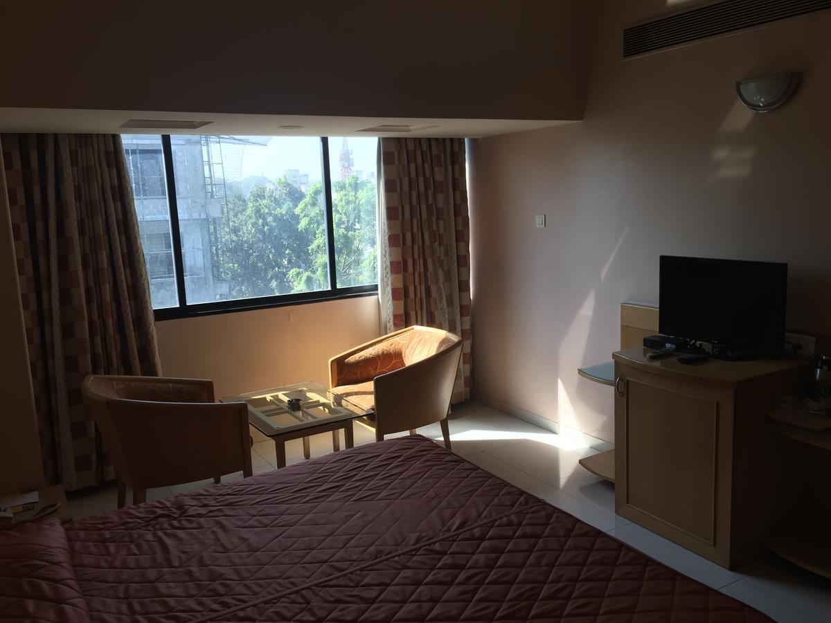 Hotel Ashirwad Pune Esterno foto